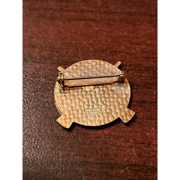Washington State Lakewood Curling Club Of Tacoma Lapel Hat Pin - Picture 3 of 3
